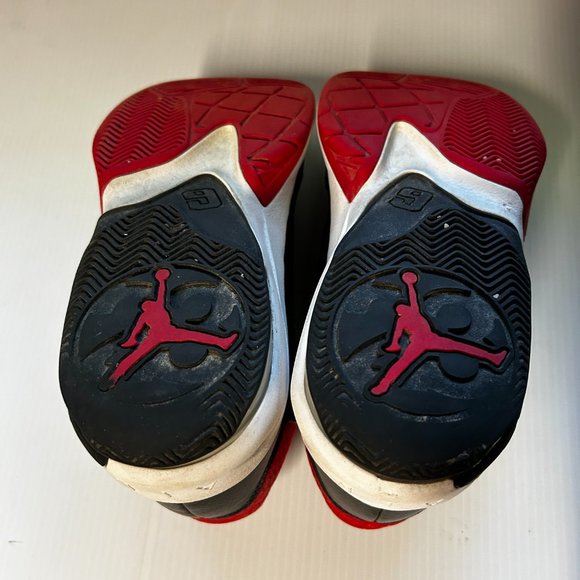 Nike Air Jordan’s - Size 6.5 (8 w) - Mid Black, Red and White - Picture 11 of 12